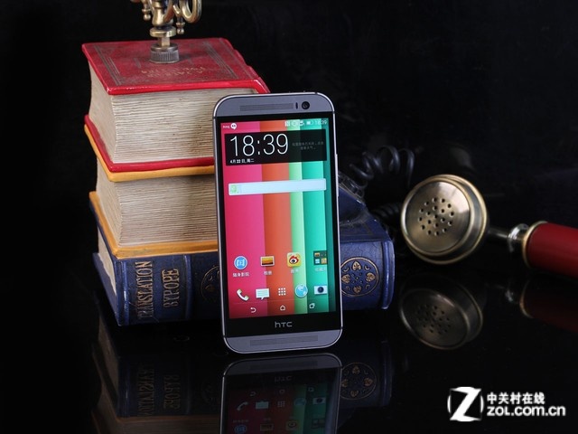 The bigger the screen, the better. The best 5-inch screen mobile phone is recommended.